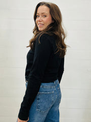 Classic Black Long Sleeve Tee - Effortlessly Chic