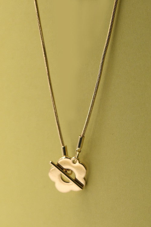 Minimal Gold Flower Toggle Necklace