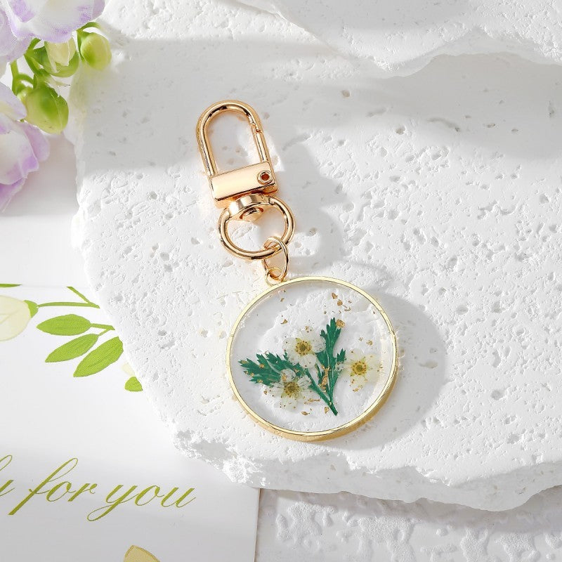 Pressed Dried Flower Bag Charm – Delicate & Nature-Inspired Accessory