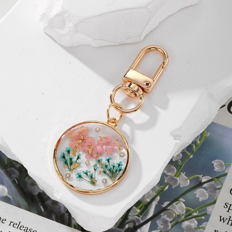 Pressed Dried Flower Bag Charm – Delicate & Nature-Inspired Accessory