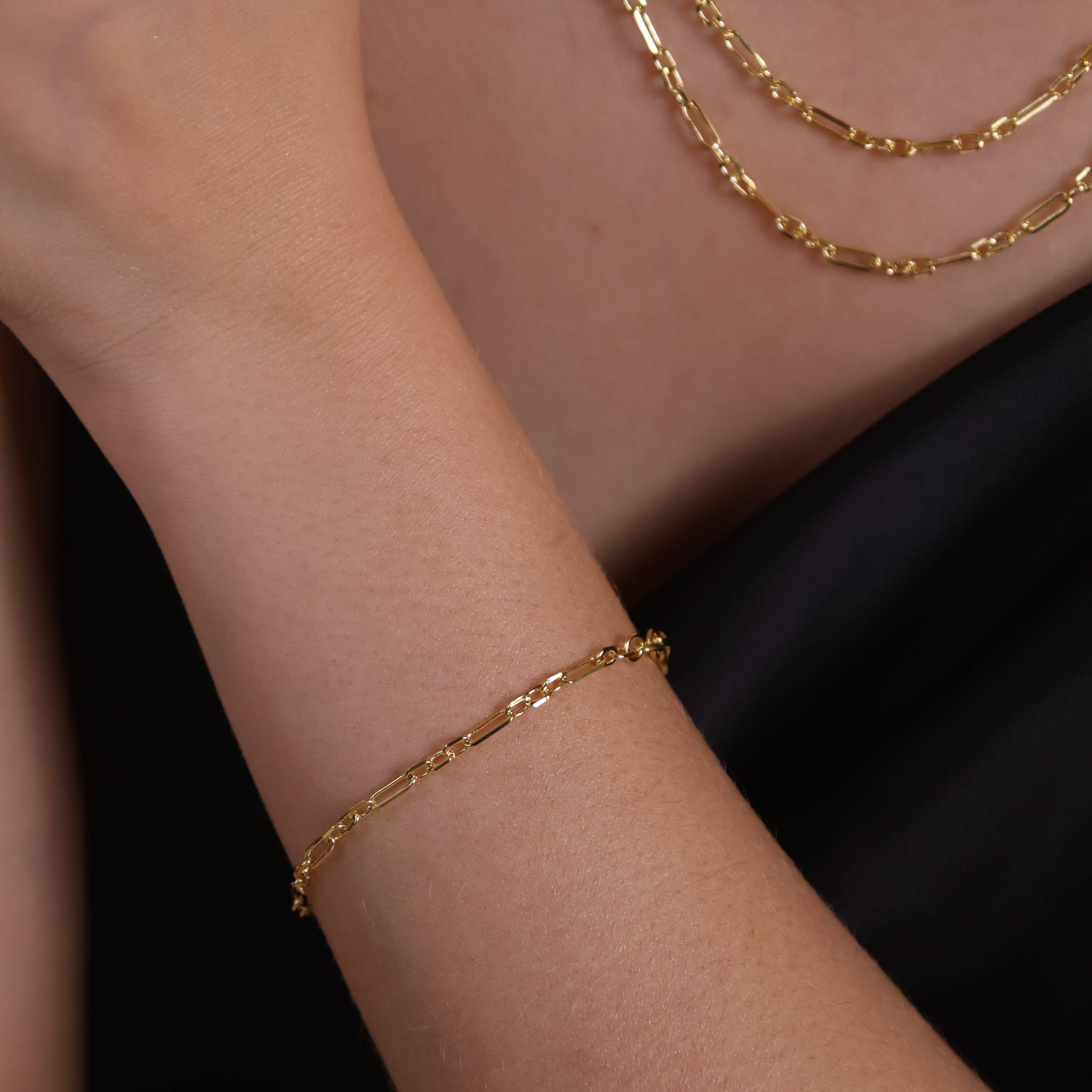 18K Gold Filled 3x1 Alternated Paperclip Bracelet: 6.5 inches