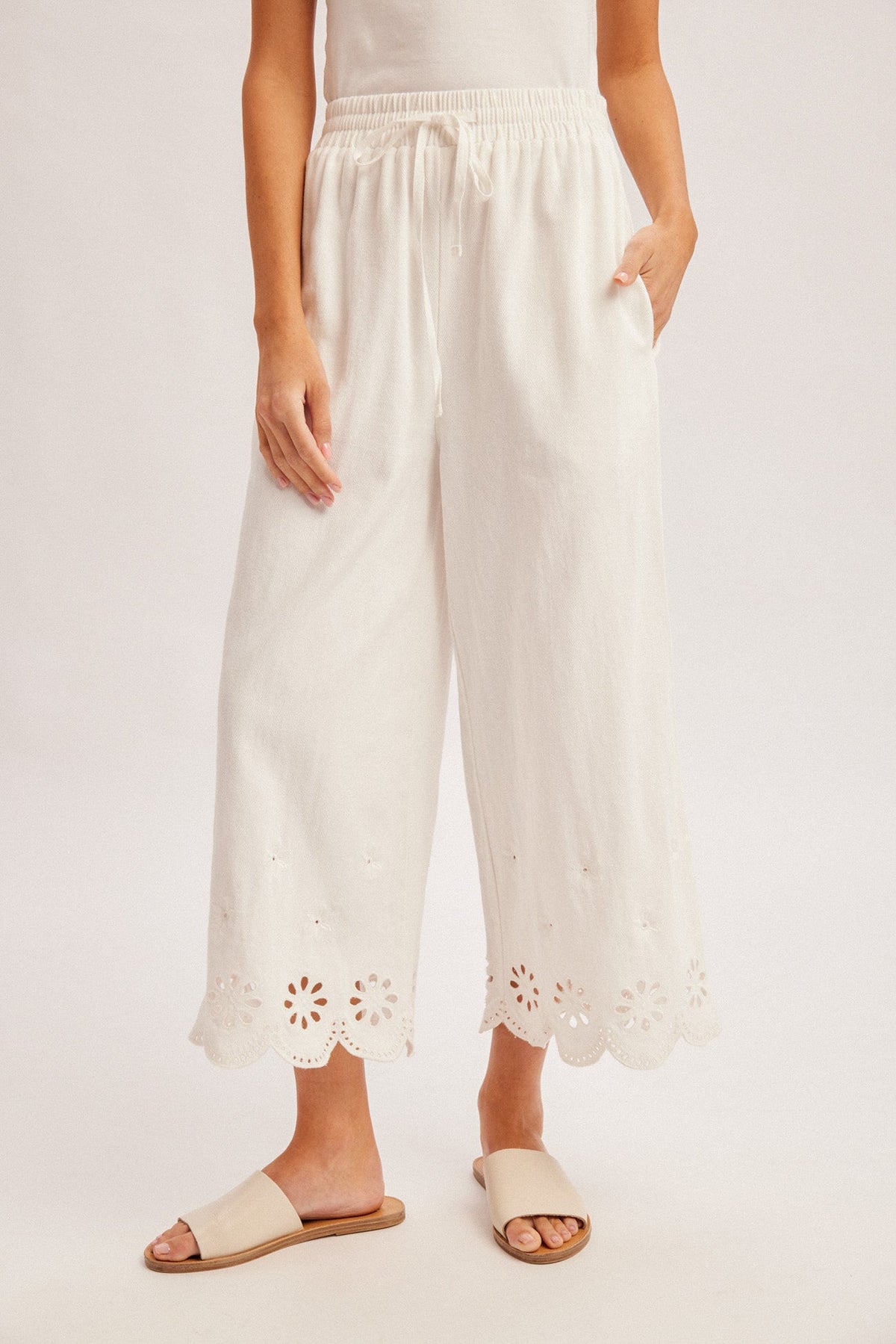 Eyelet Culotte Pants