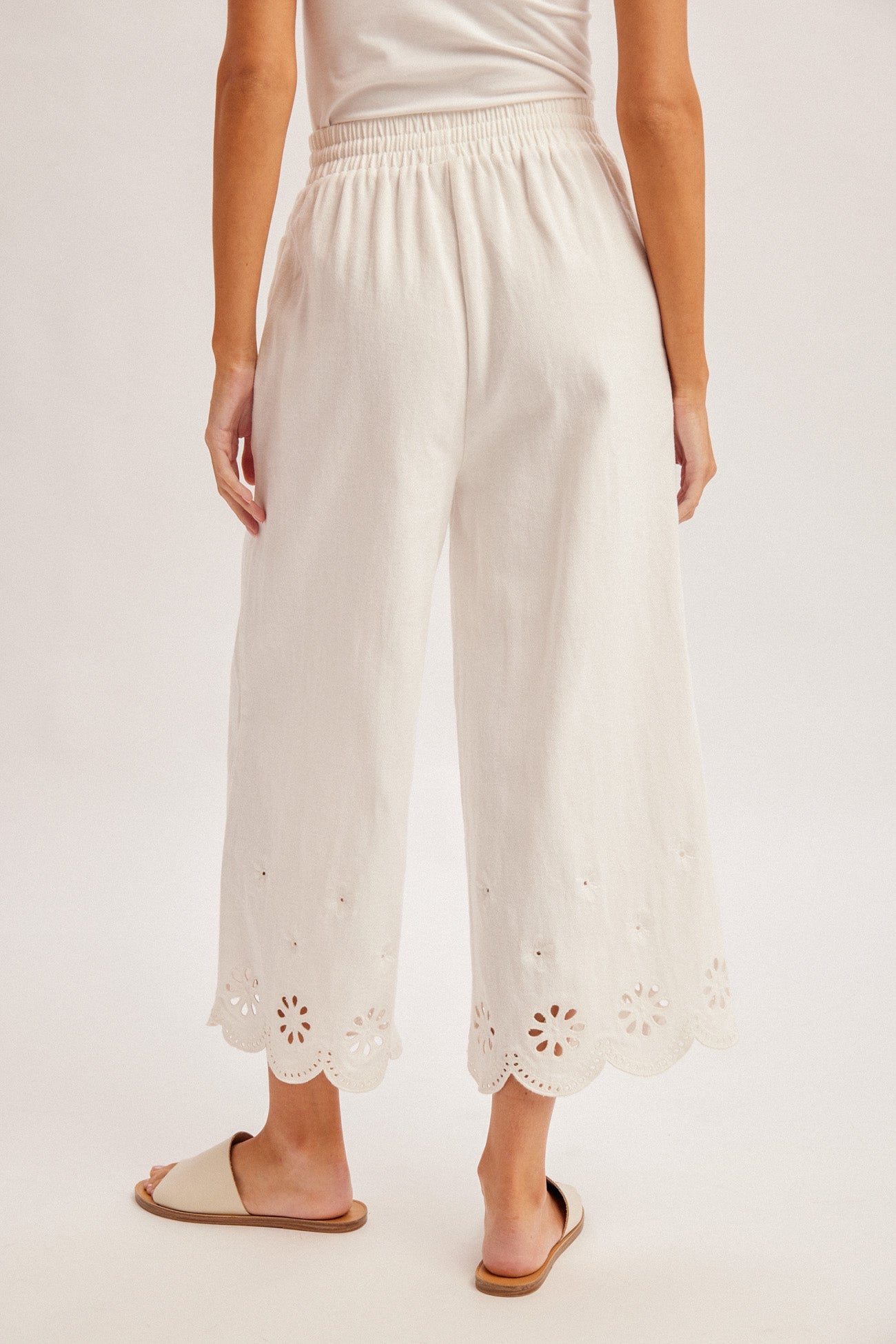Eyelet Culotte Pants