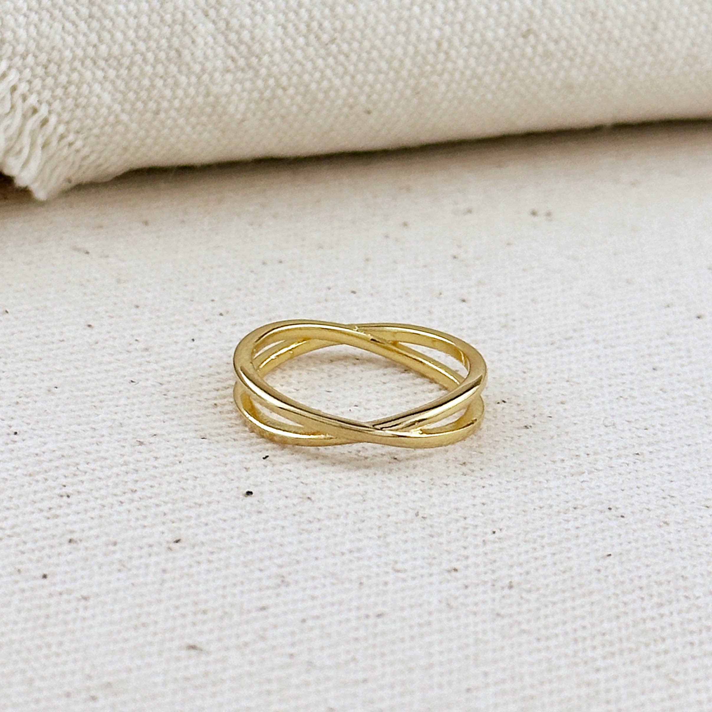 18k Gold Filled X Ring: 6