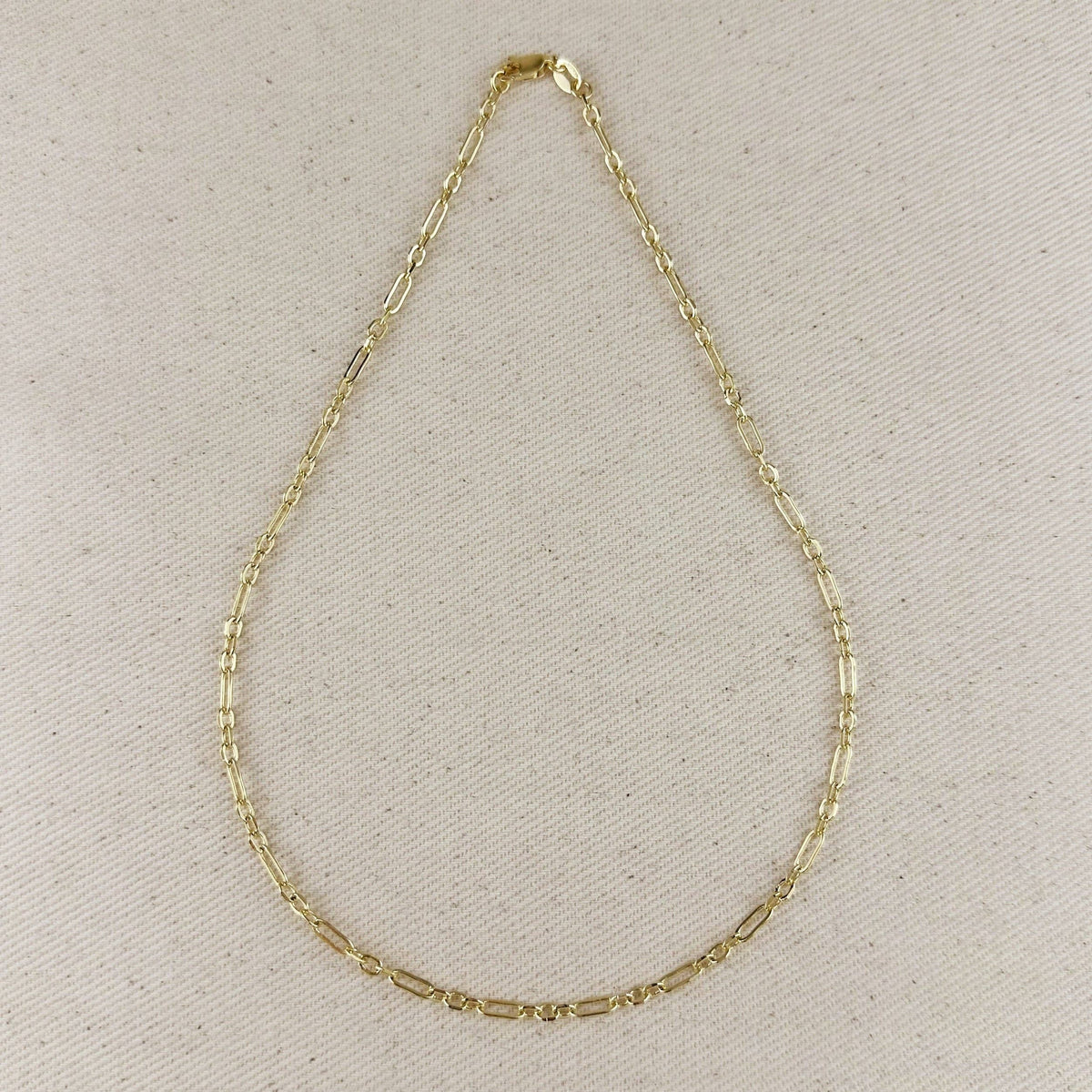 18k Gold Filled 3x1 Alternated Paperclip Necklace: 18 inches