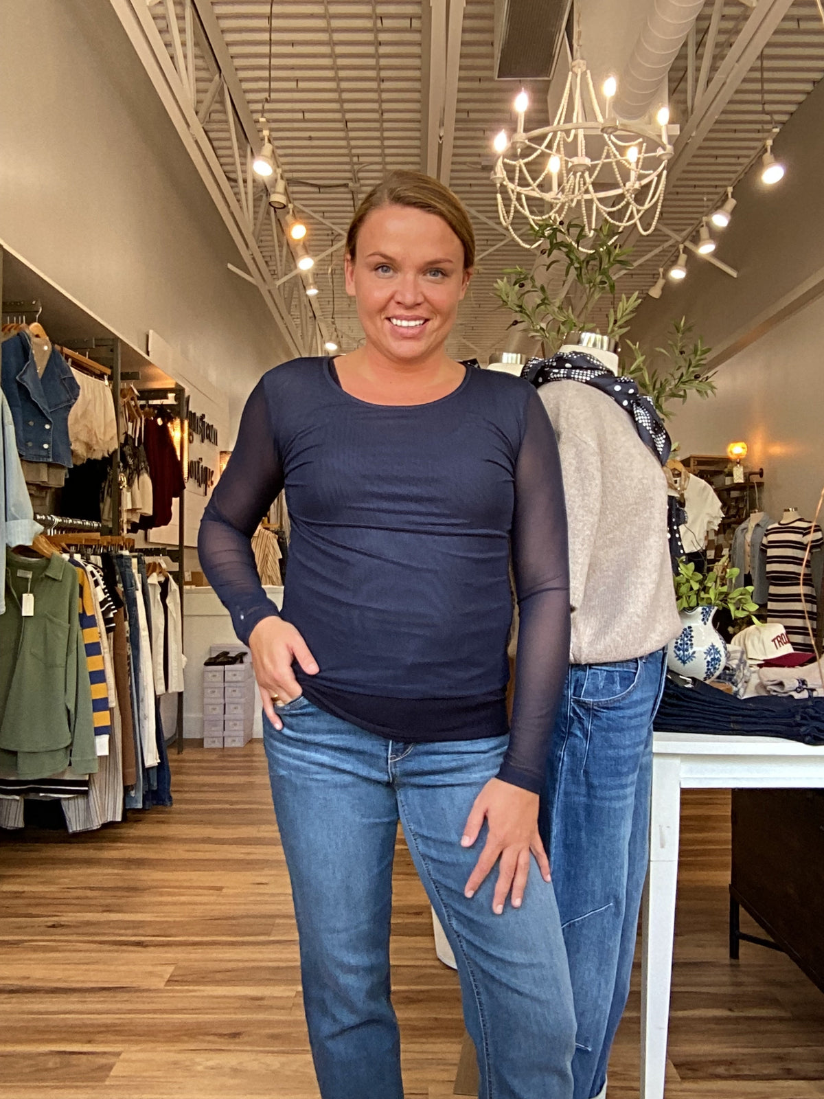 LONG SLEEVED MESH TOP