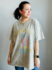 Cowgirls Vintage Boot Graphic Tee – Oversized Fit