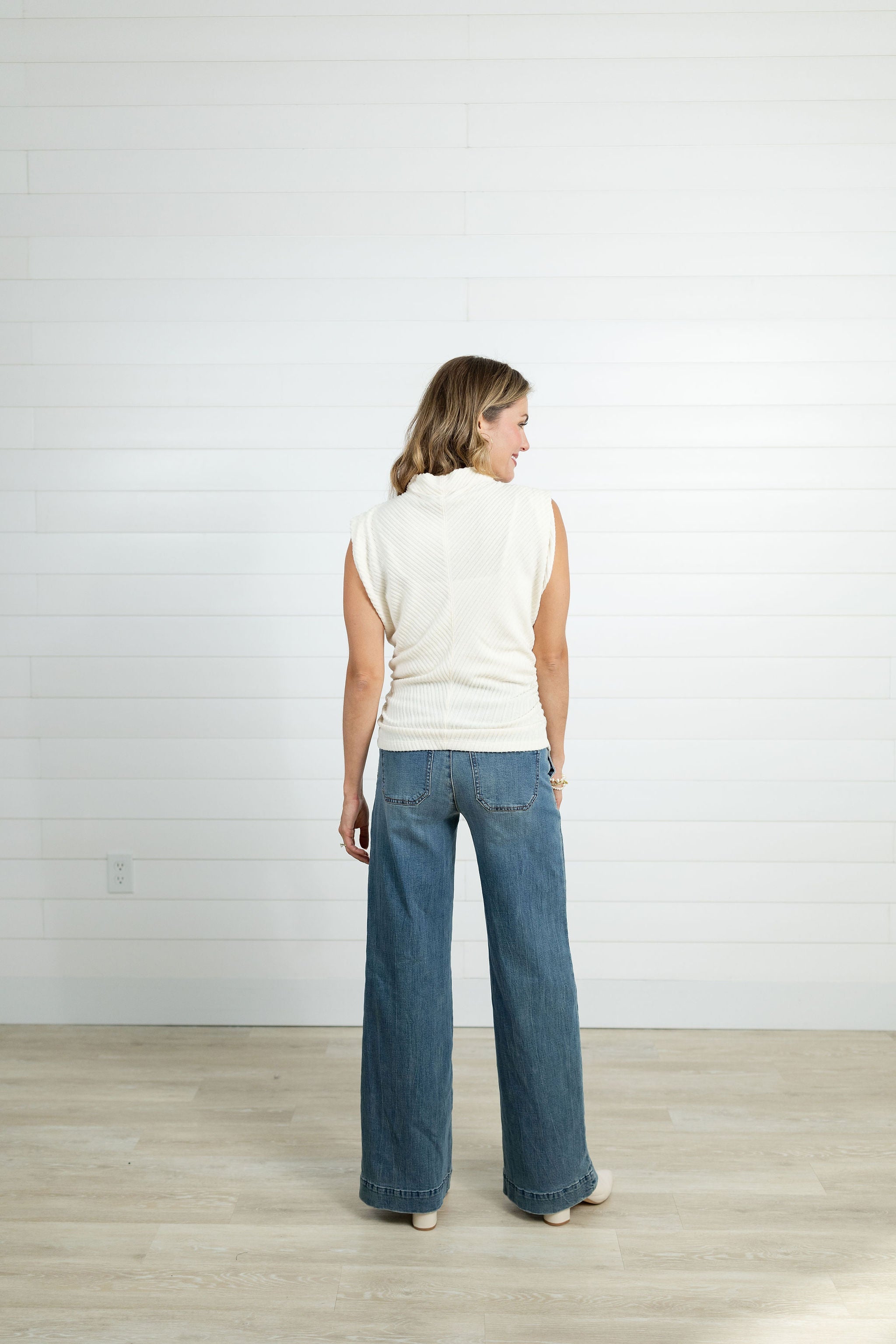 Mac and Me Porkchop Pocket Wide Leg