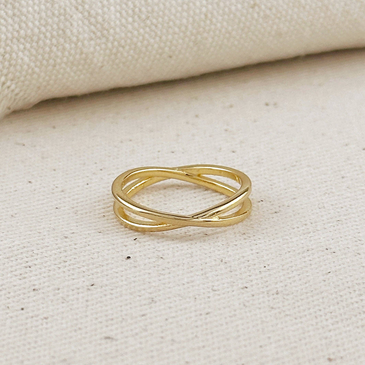 18k Gold Filled X Ring: 6