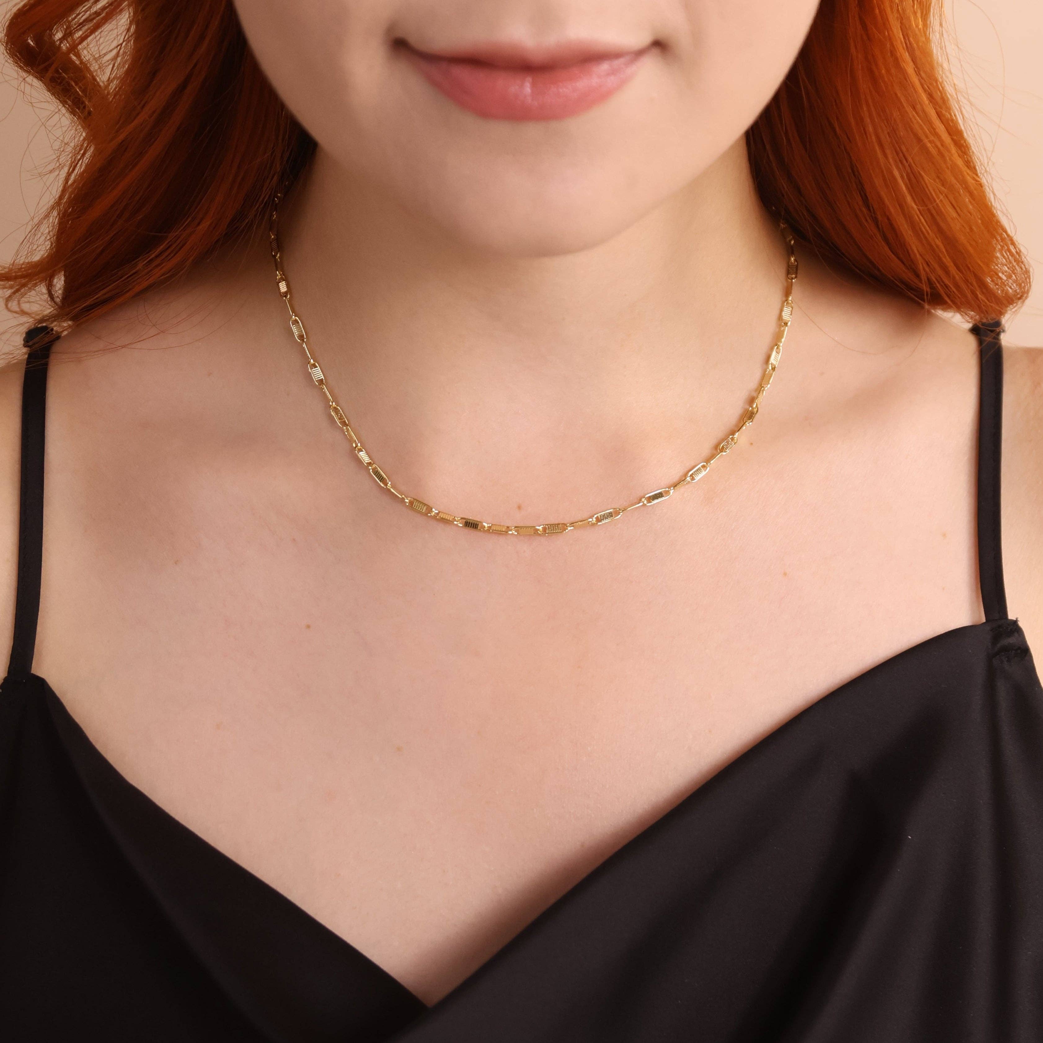 18K Gold Filled Textured Bar Link Necklace: 16 inches