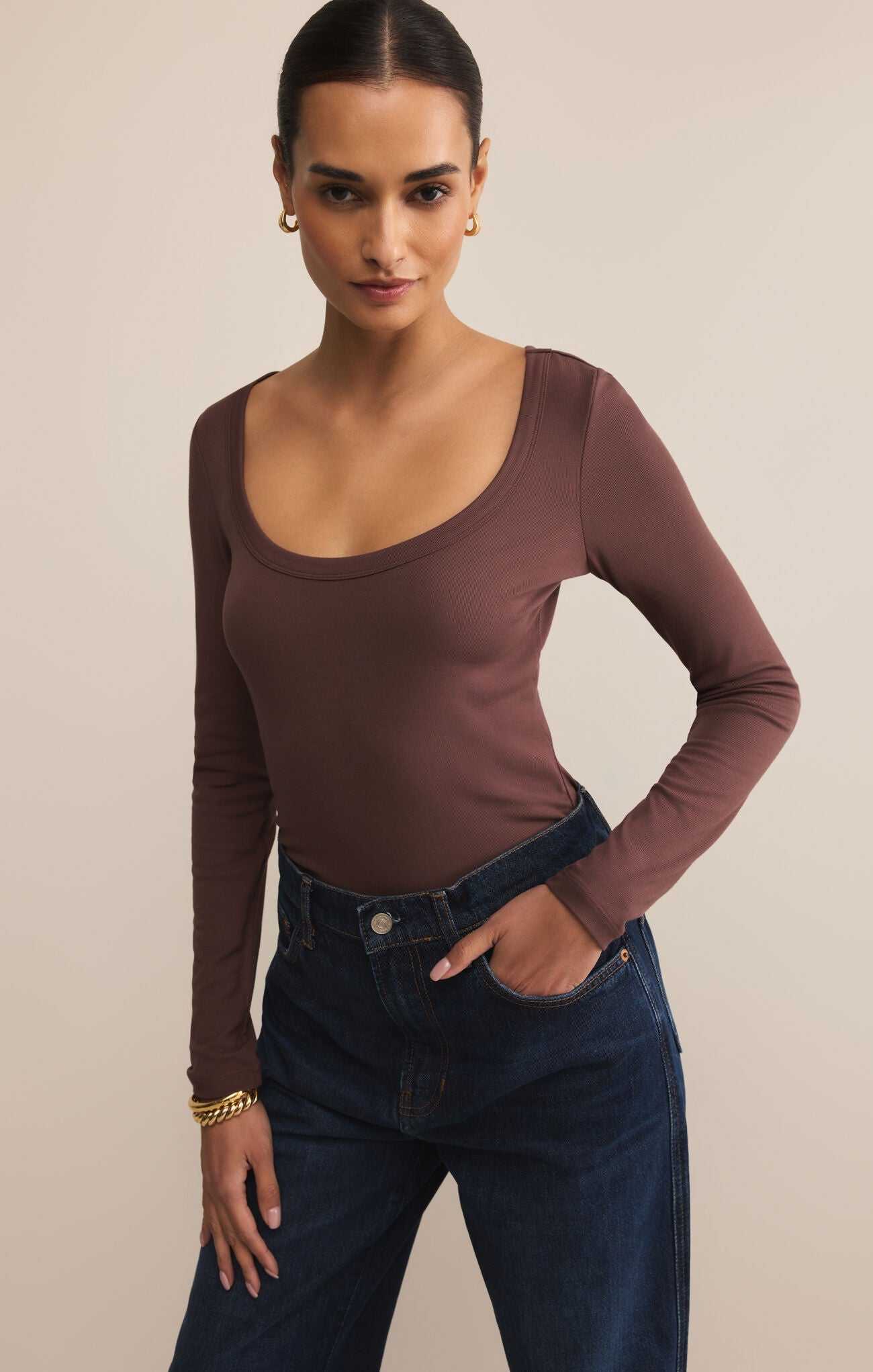 Second Skin Scoop Neck Top – Fitted Long Sleeve