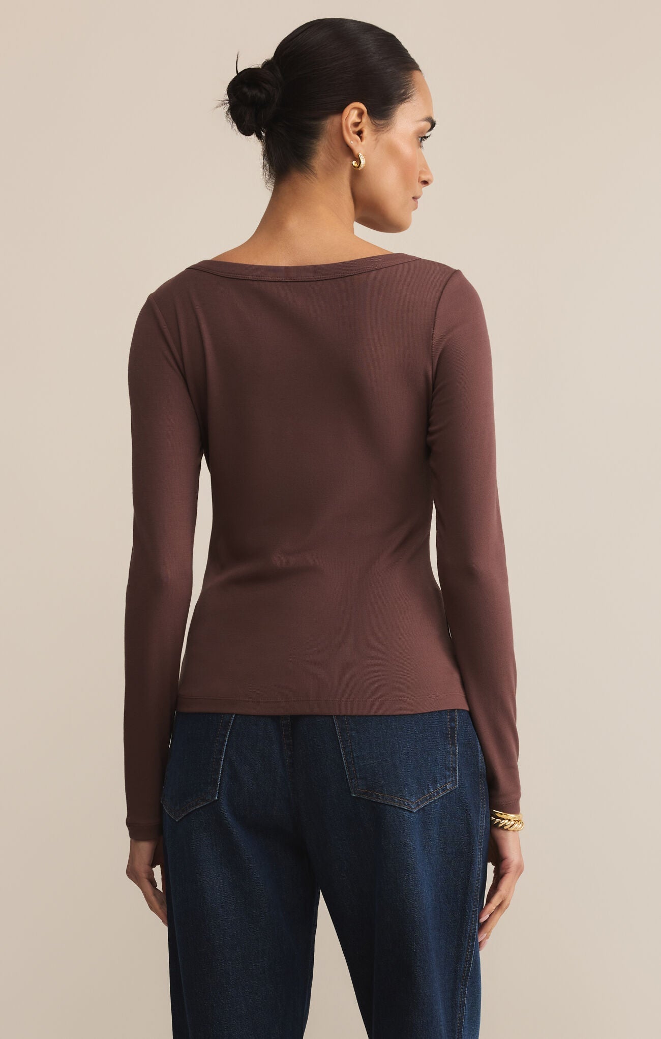 Second Skin Scoop Neck Top – Fitted Long Sleeve